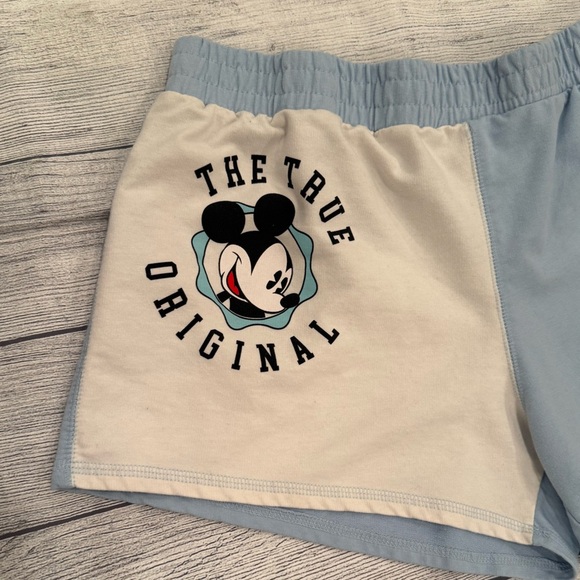 Disney Blue and Cream Athletic Shorts with Logo/size XXL (19) - Picture 1 of 8